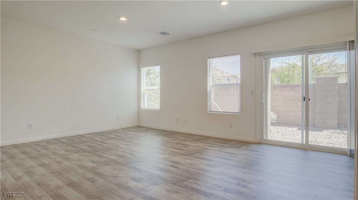 4229 Venus Falls Avenue Property Photo 6