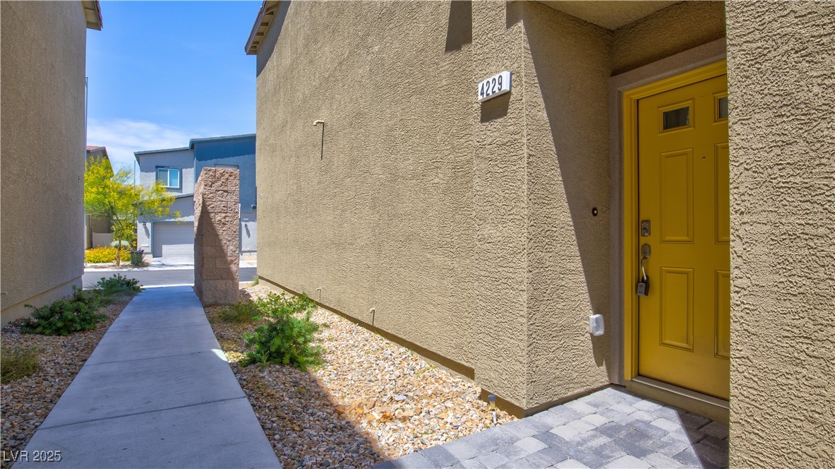 4229 Venus Falls Avenue Property Photo 31