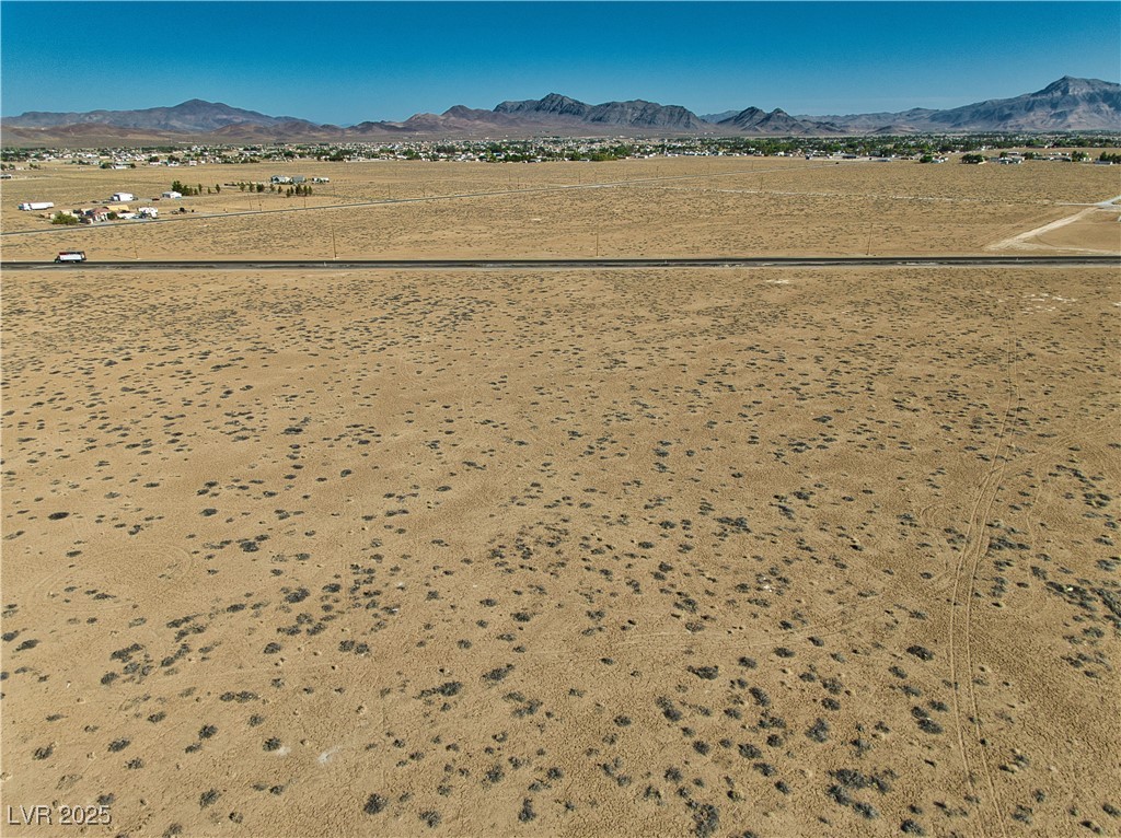 2800 West Nevada Highway 372 Property Photo 2