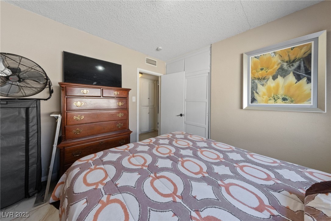 1916 Canosa Avenue Property Photo 15