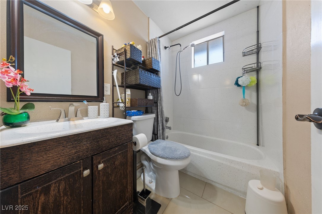 1916 Canosa Avenue Property Photo 16