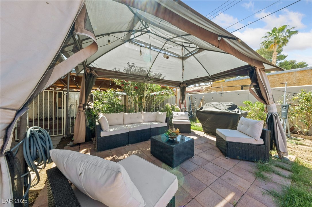1916 Canosa Avenue Property Photo 27