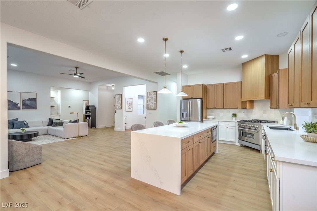 3020 Via Venezia Property Photo 4