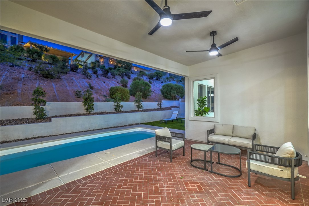 3020 Via Venezia Property Photo 27