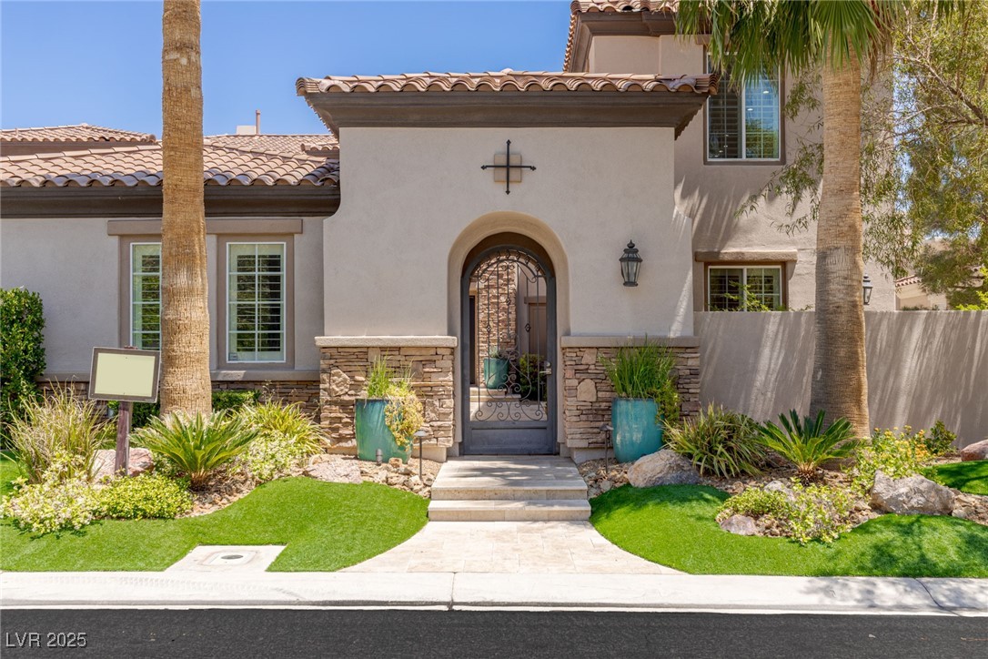2436 Grassy Spring Place Property Photo 3