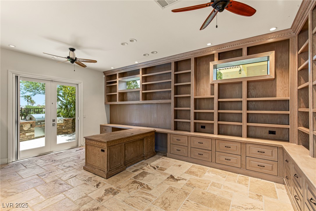 2436 Grassy Spring Place Property Photo 9
