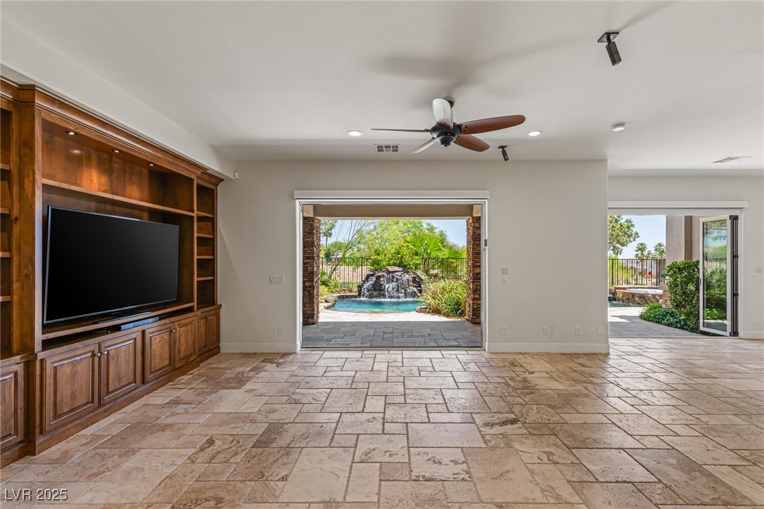 2436 Grassy Spring Place Property Photo 16