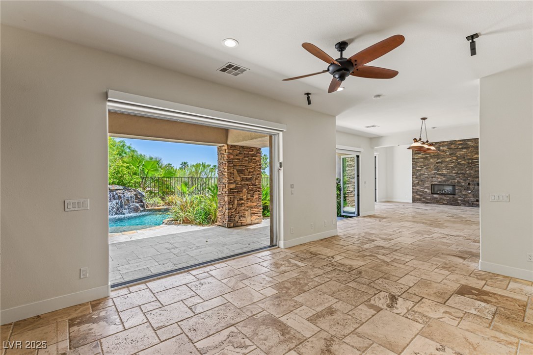 2436 Grassy Spring Place Property Photo 17