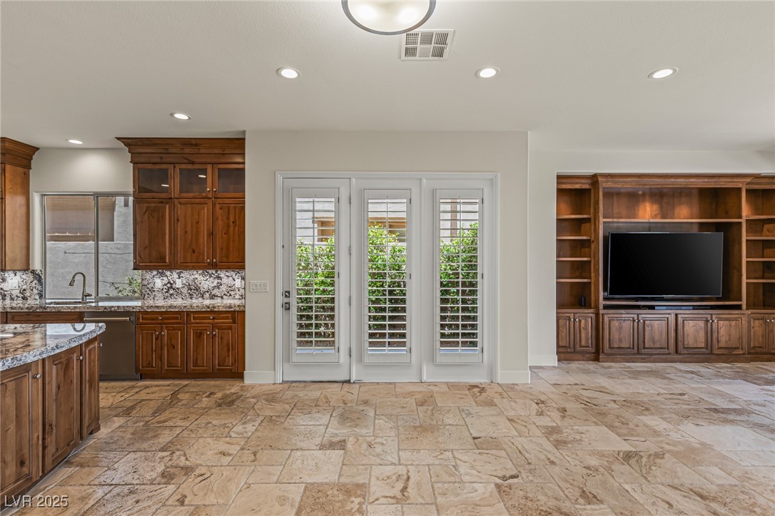 2436 Grassy Spring Place Property Photo 24