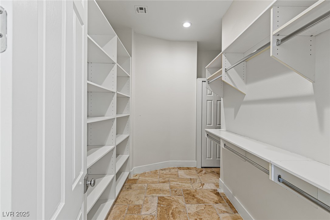2436 Grassy Spring Place Property Photo 53