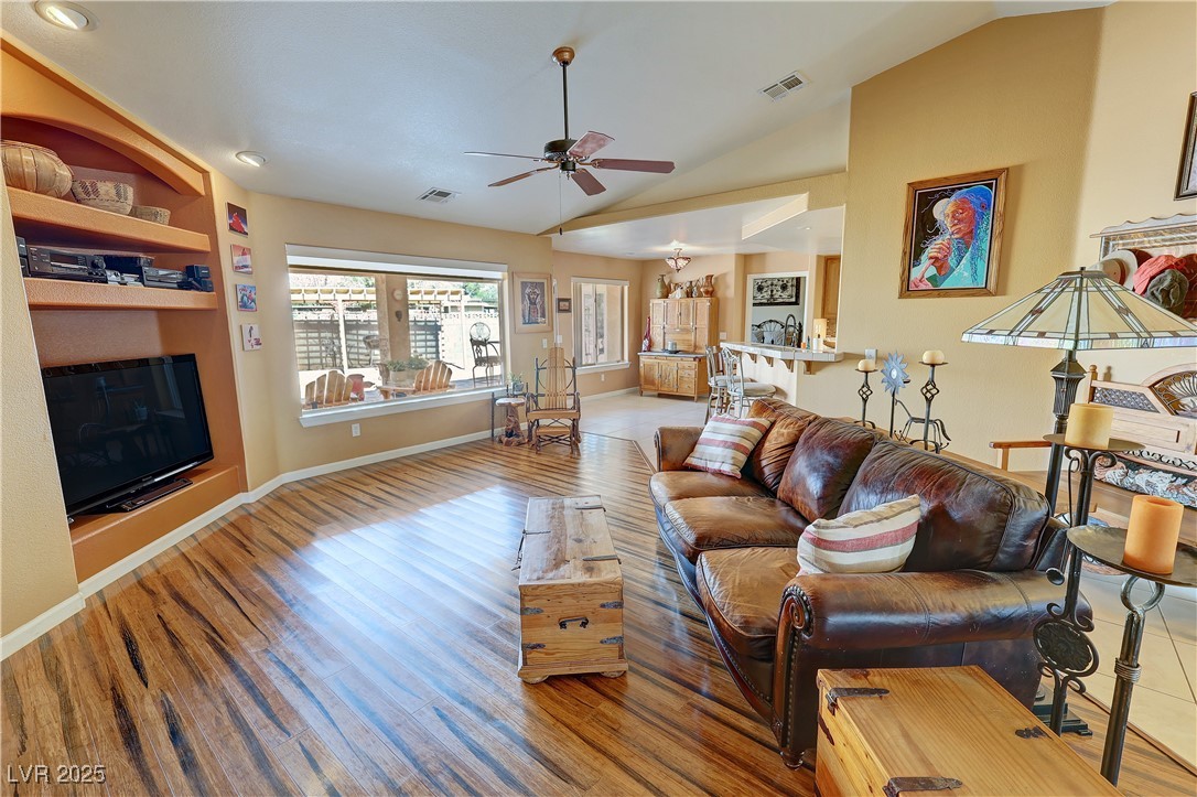 5480 Lincolnwood Court Property Photo 15