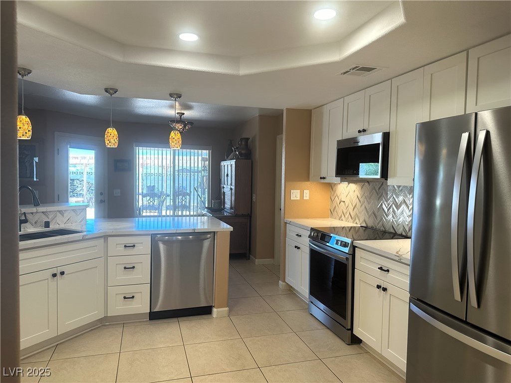 5480 Lincolnwood Court Property Photo 24