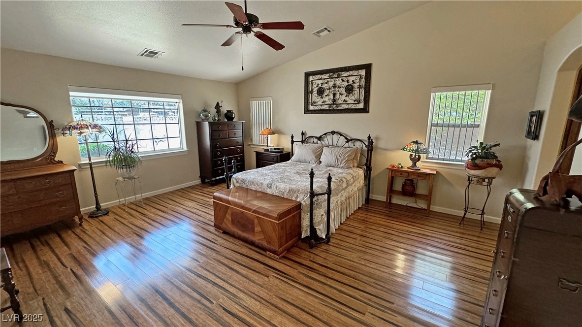 5480 Lincolnwood Court Property Photo 40