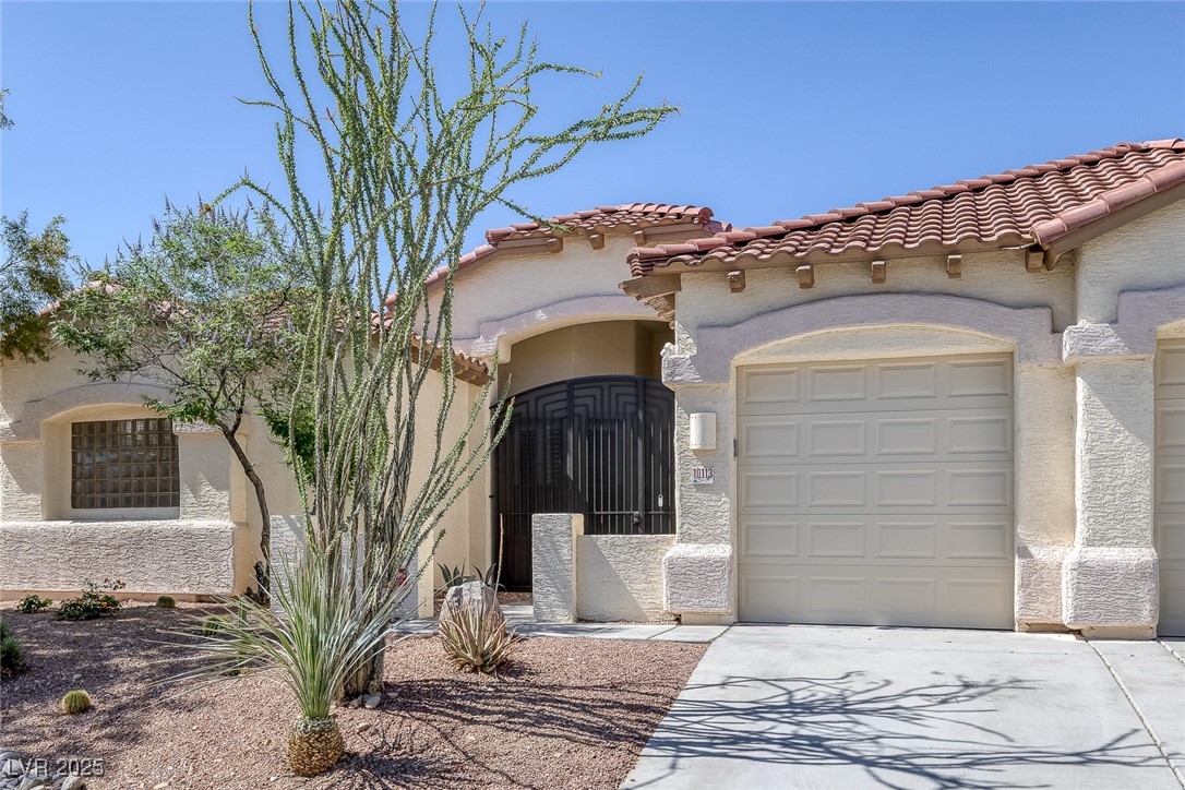 10113 Plomosa Place Property Photo 4