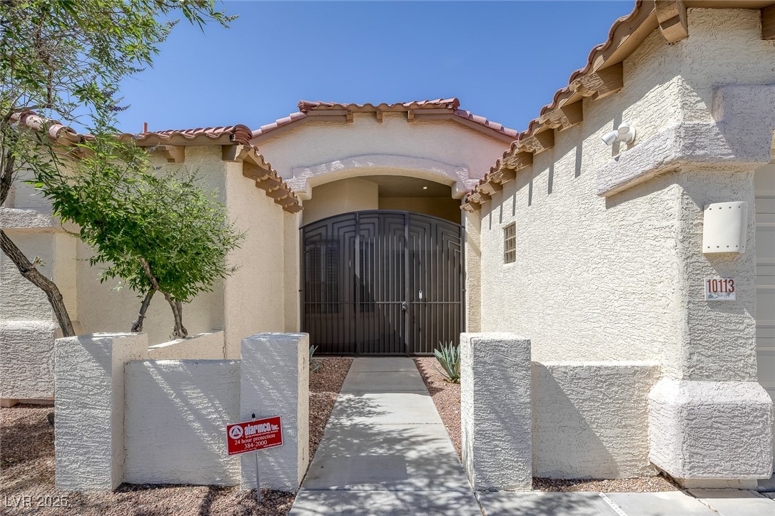 10113 Plomosa Place Property Photo 5