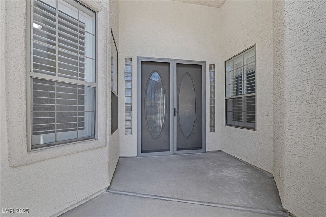 10113 Plomosa Place Property Photo 6
