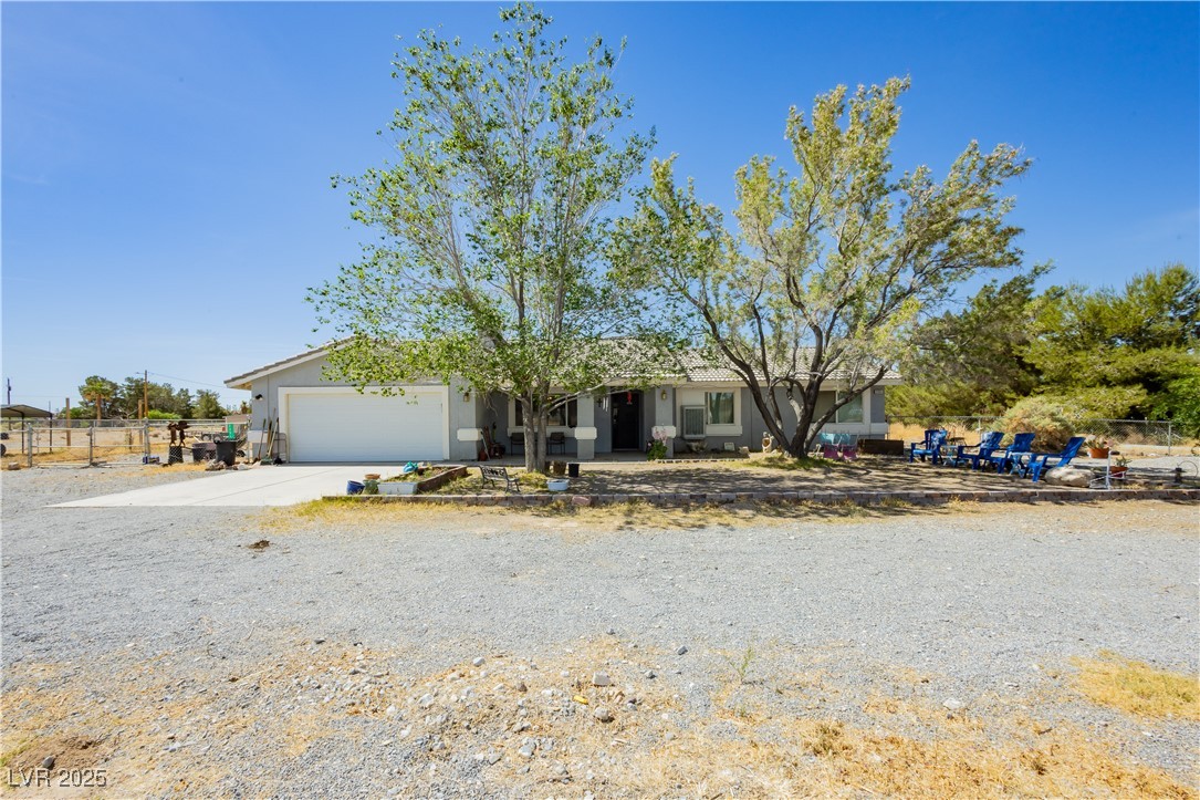 2251 Bridger Street Property Photo 4