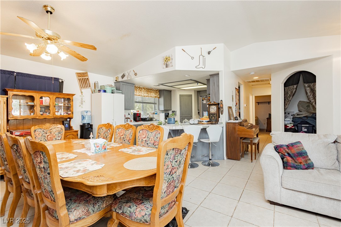 2251 Bridger Street Property Photo 12