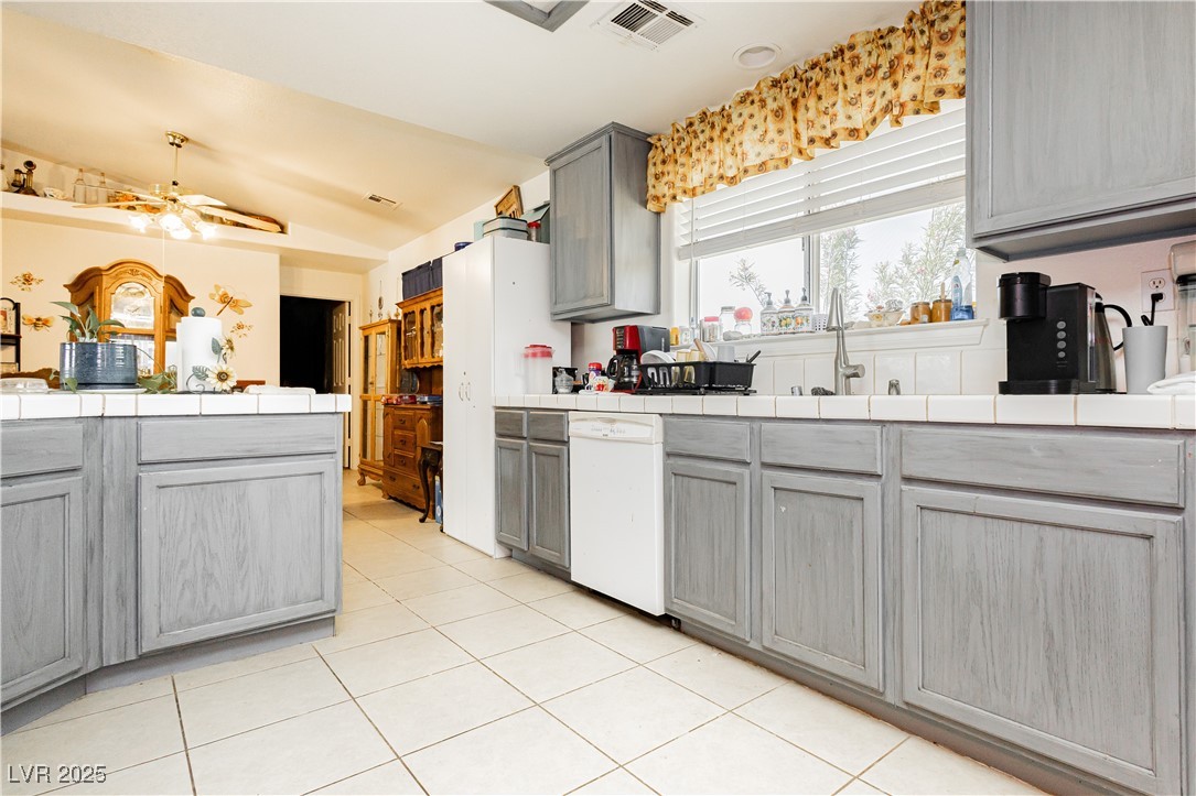 2251 Bridger Street Property Photo 17