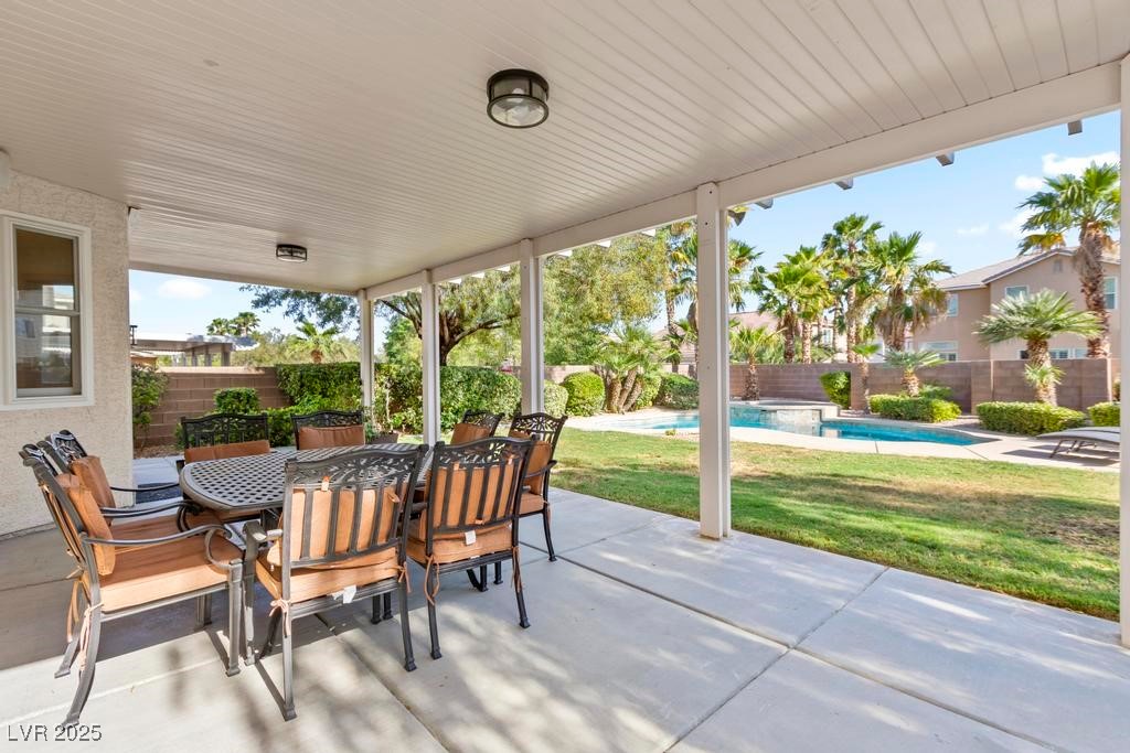 8121 Eagle Clan Court Property Photo 7