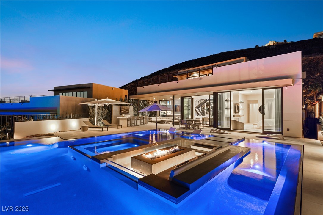 507 Serenity Point Drive Property Photo 5