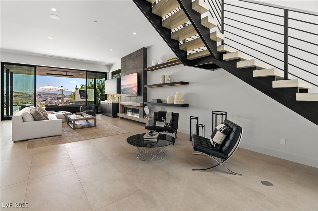 507 Serenity Point Drive Property Photo 7