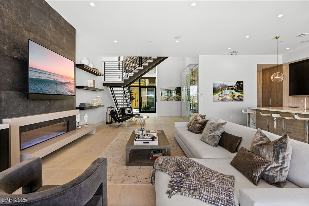 507 Serenity Point Drive Property Photo 13