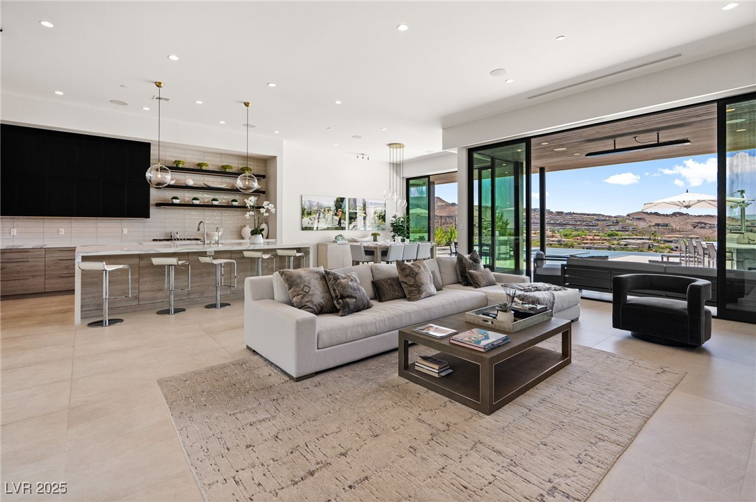 507 Serenity Point Drive Property Photo 18