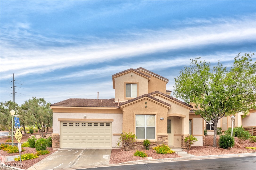 220 Lorryn Lane 2