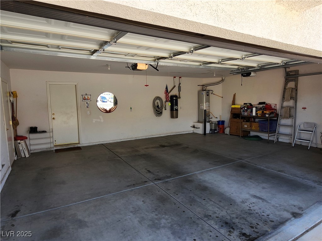 10968 Geyser Peak Street Property Photo 31