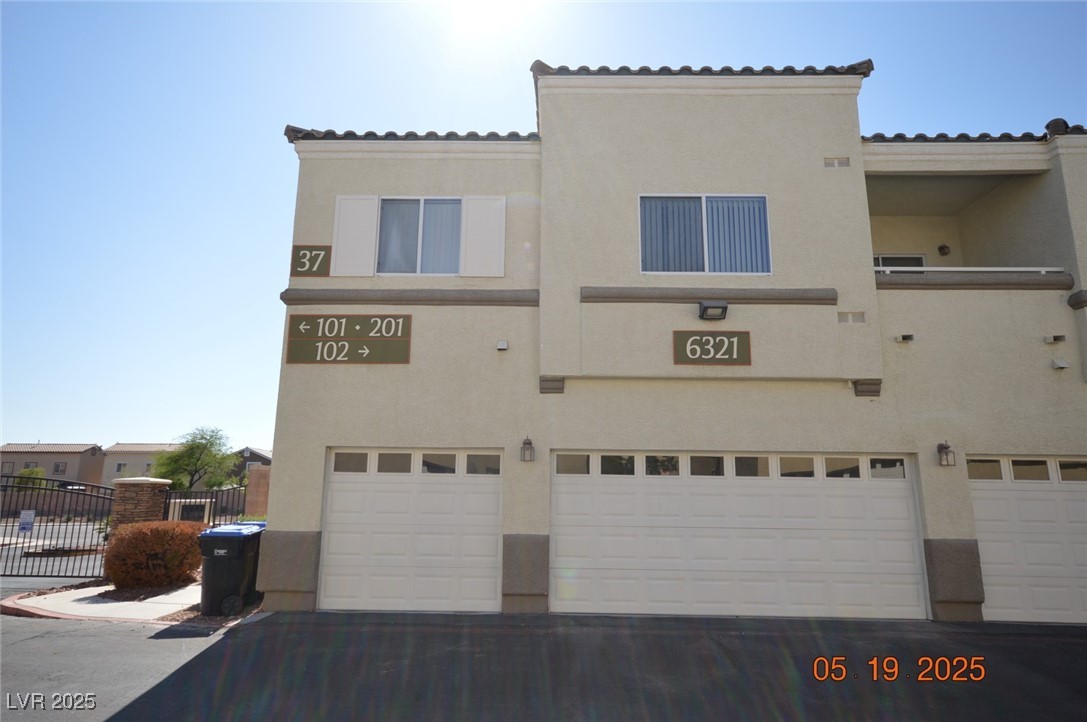 6321 Desert Leaf Street 101 Property Photo 1