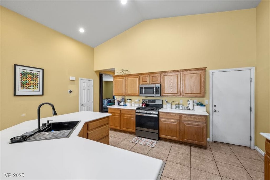 4308 Brazil Palm Court Property Photo 16