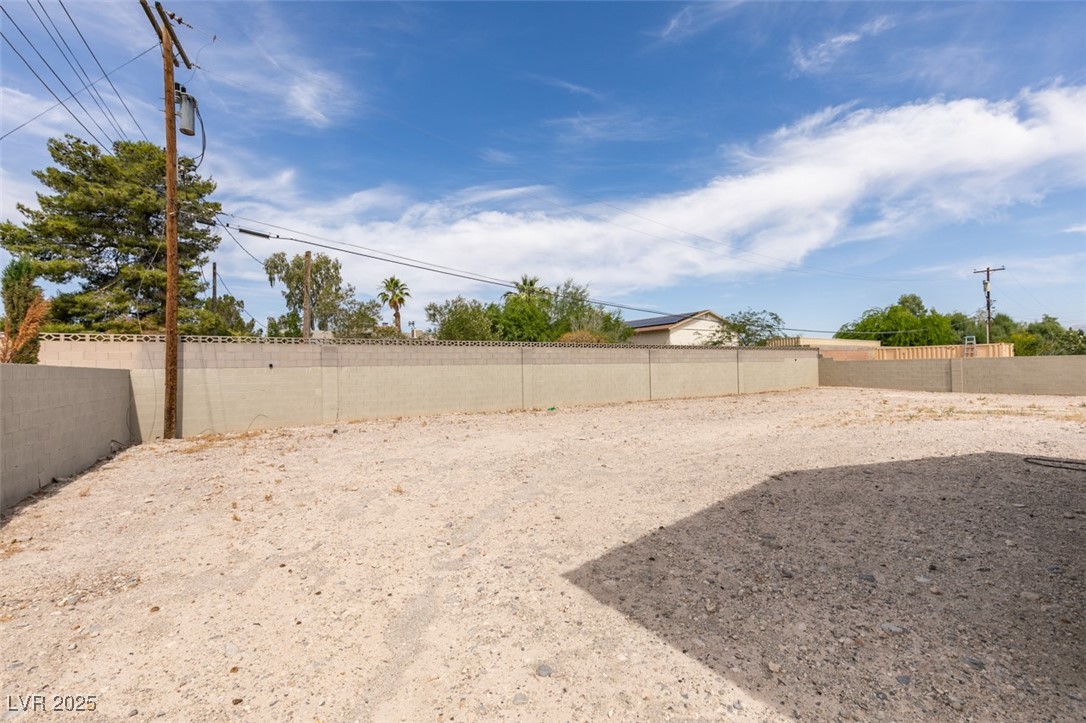 6131 Rio Vista Street Property Photo 51