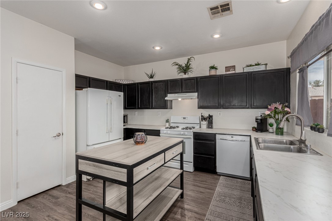 4622 English Lavender Avenue Property Photo 9
