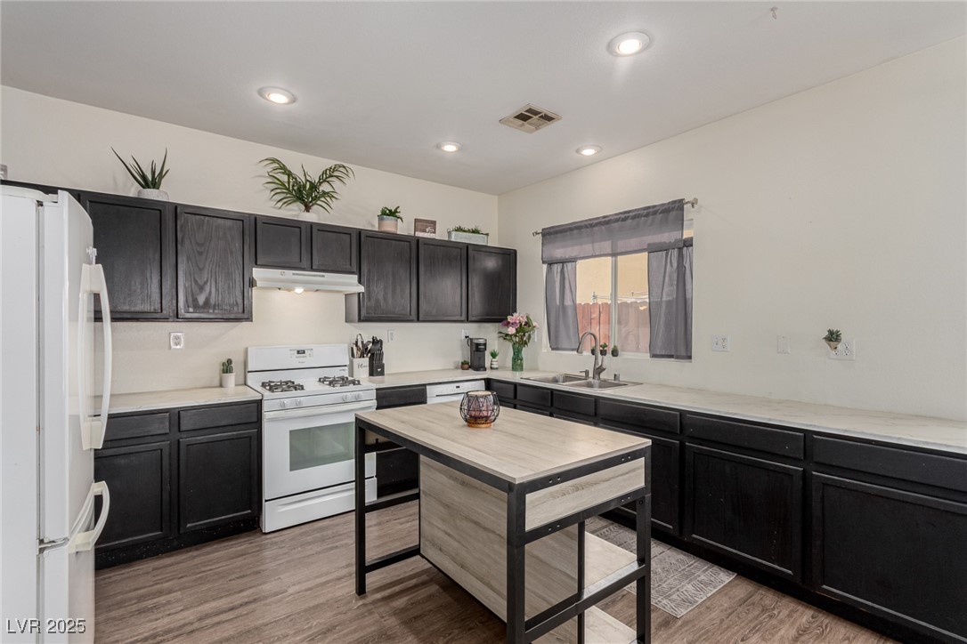 4622 English Lavender Avenue Property Photo 10