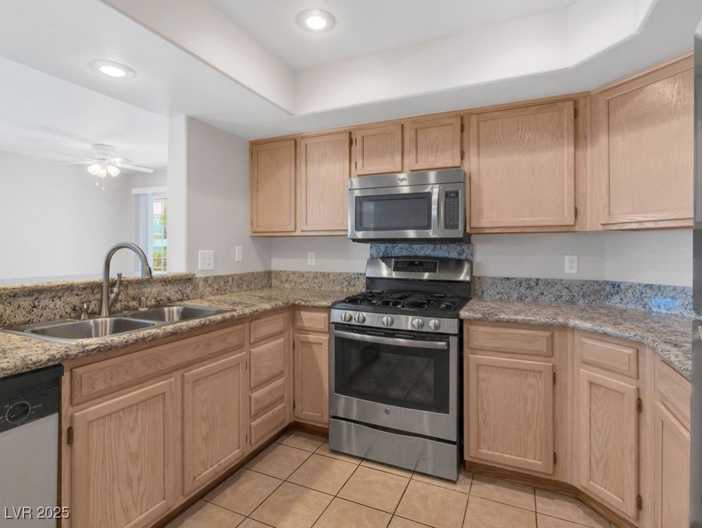 7950 West Flamingo Road 1077 Property Photo 8