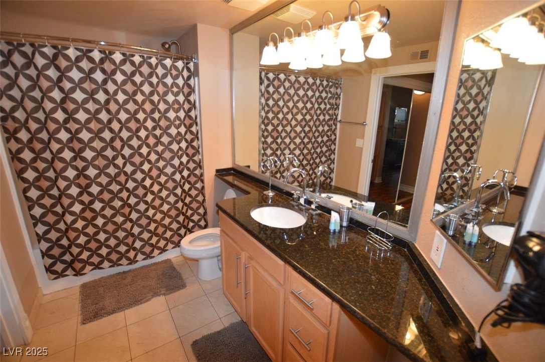 270 East Flamingo Road 319 Property Photo 17