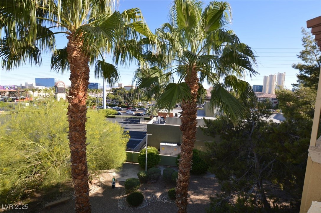 270 East Flamingo Road 319 Property Photo 23