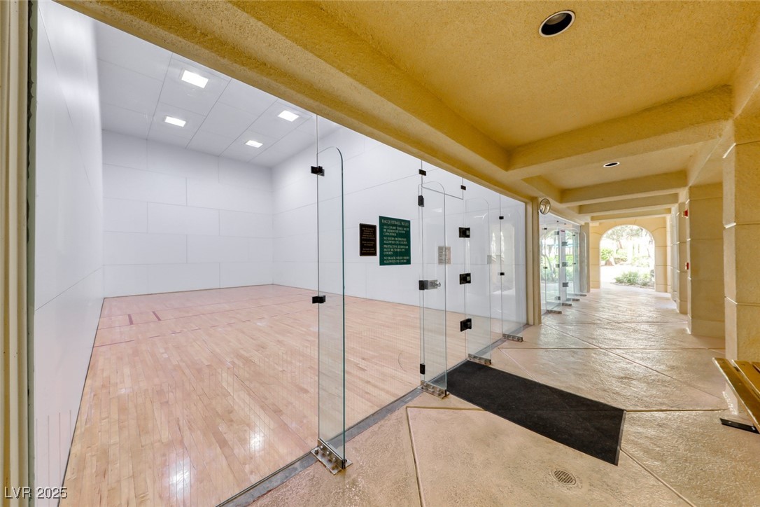 270 East Flamingo Road 319 Property Photo 41