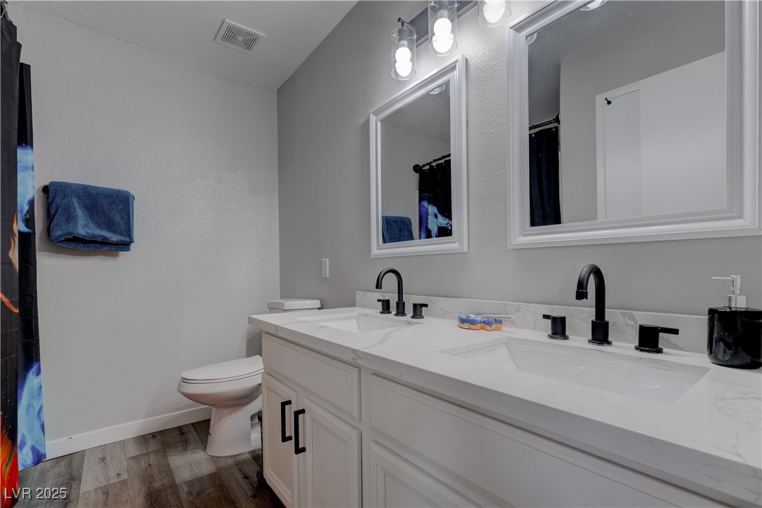 394 Lombardy Circle Property Photo 11