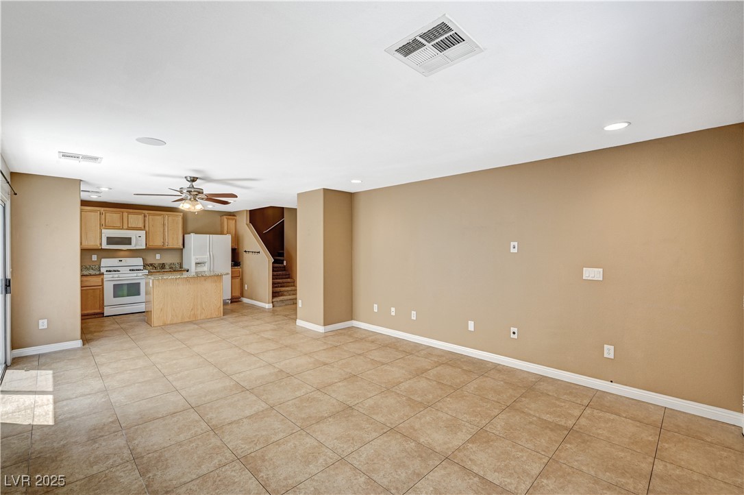 7261 High Cascade Avenue Property Photo 9