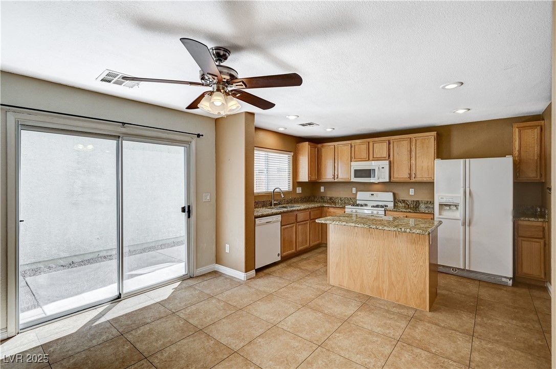 7261 High Cascade Avenue Property Photo 10