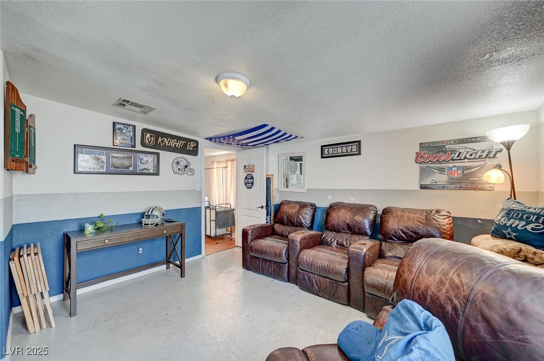 1816 Silver Birch Lane Property Photo 29