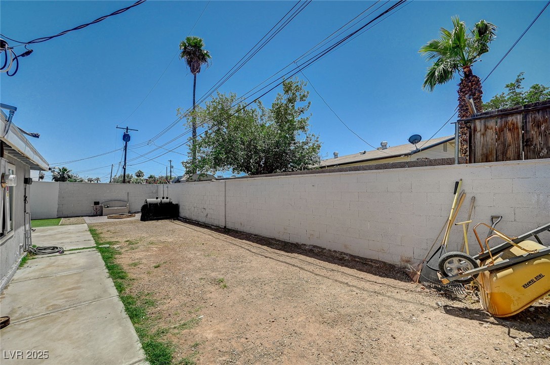 1816 Silver Birch Lane Property Photo 34