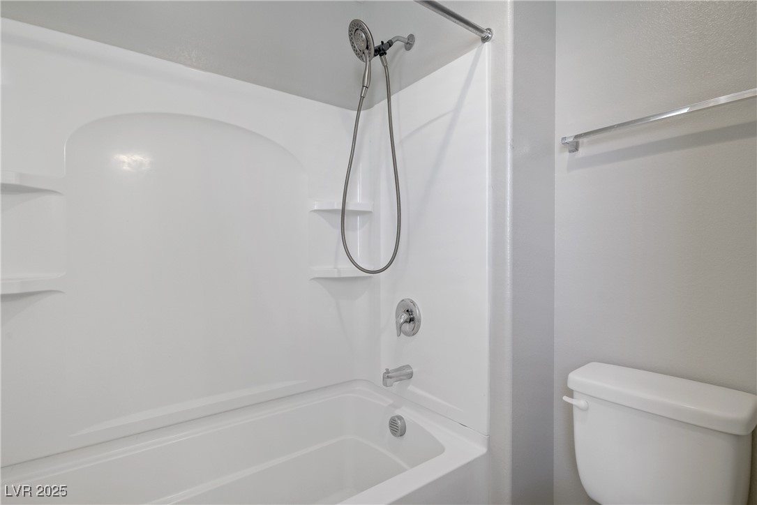 9035 Drummer Bay Avenue Property Photo 16