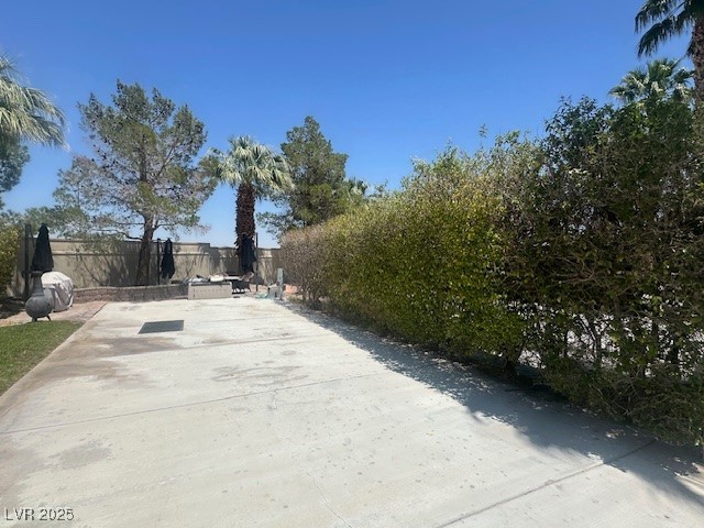 8175 Arville Street 11 Property Photo 3