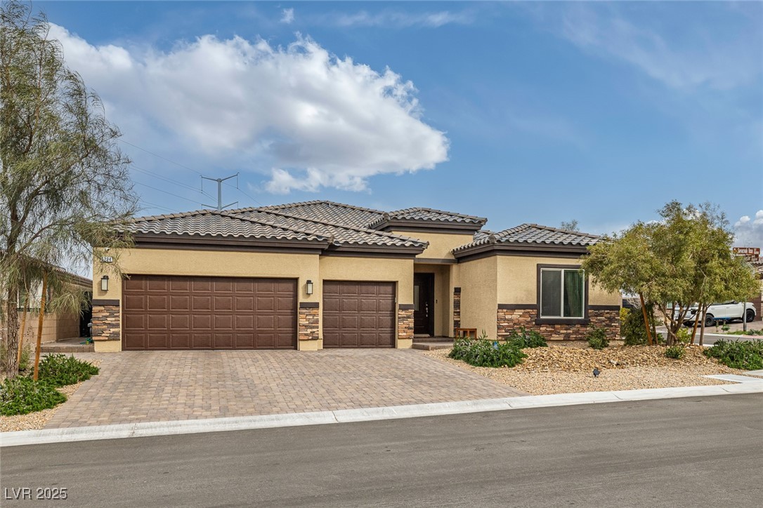 5234 Savannah Rose Street Property Photo 1