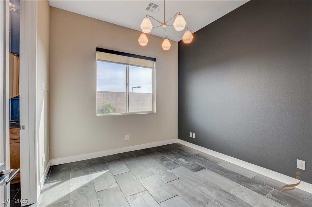 11837 Grassy Plain Avenue Property Photo 6