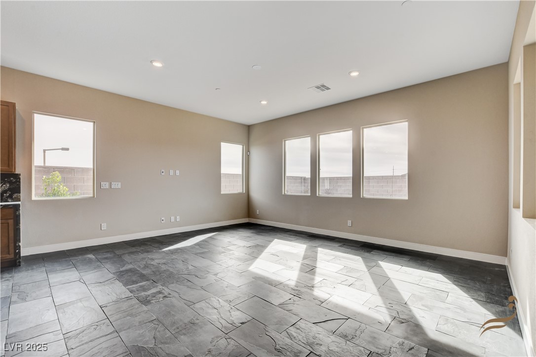11837 Grassy Plain Avenue Property Photo 24