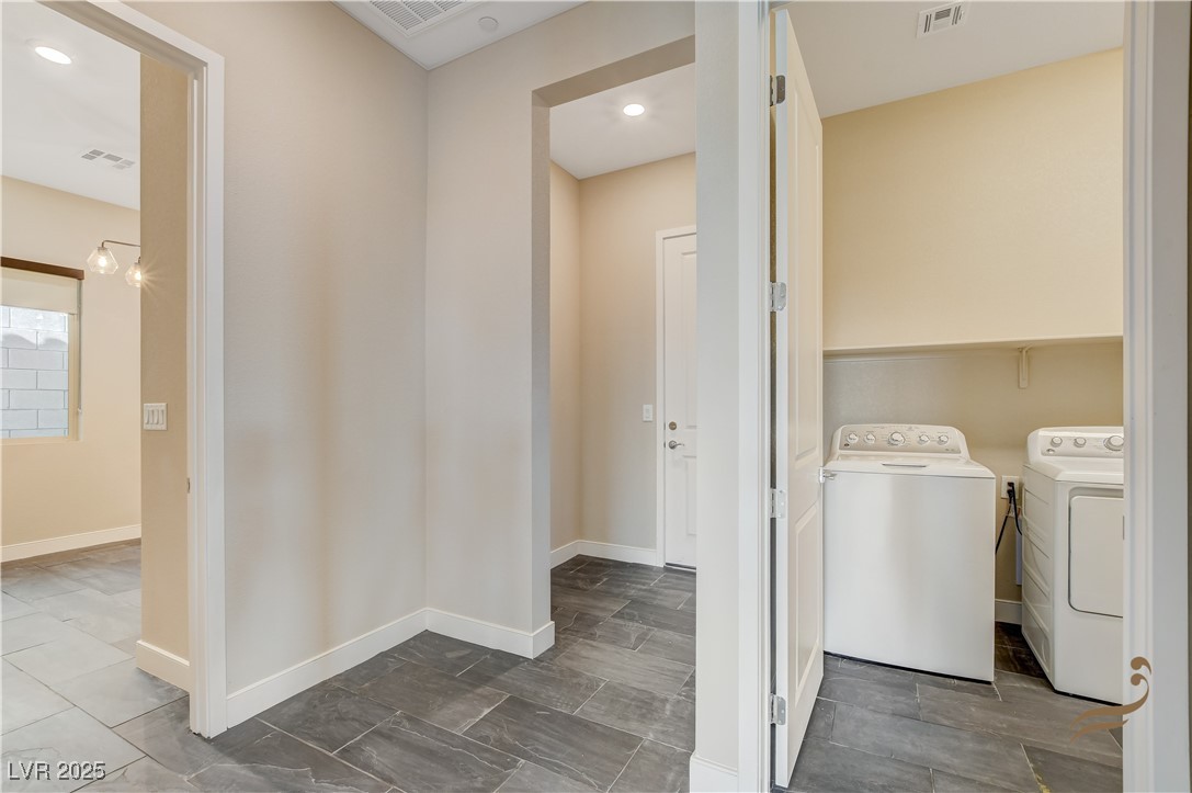 11837 Grassy Plain Avenue Property Photo 32